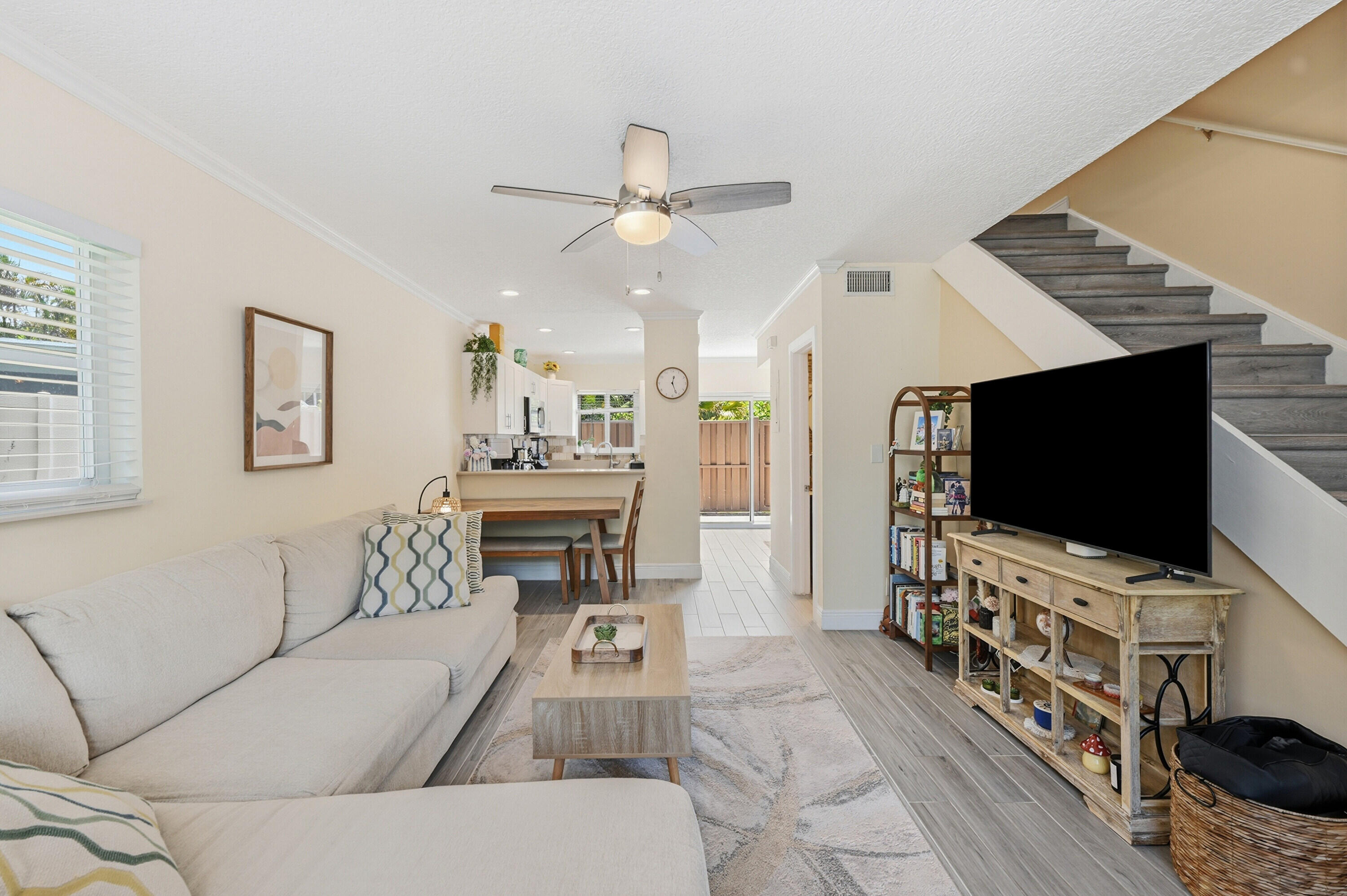 Wilton Manors photo 4