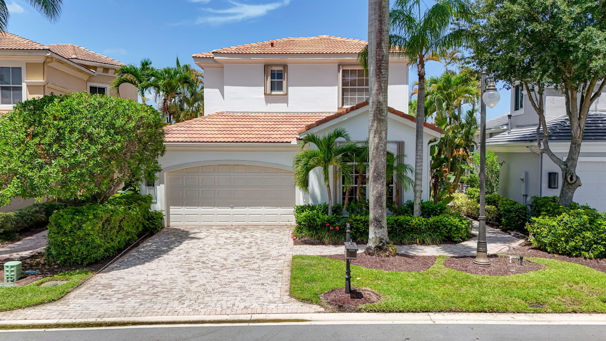 Palm Beach Gardens photo 1