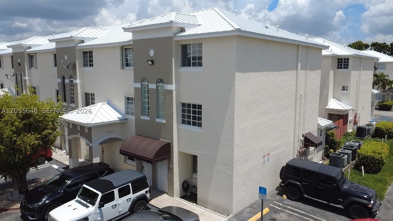 Miami photo 1