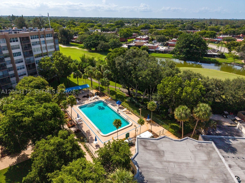 Pembroke Pines photo 3