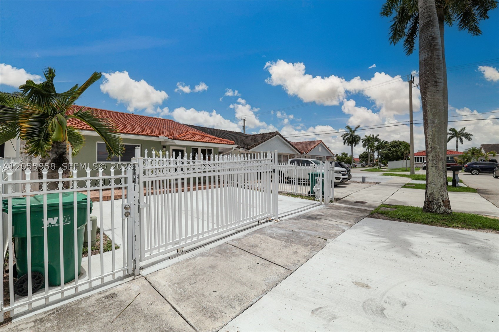Hialeah Gardens photo 3