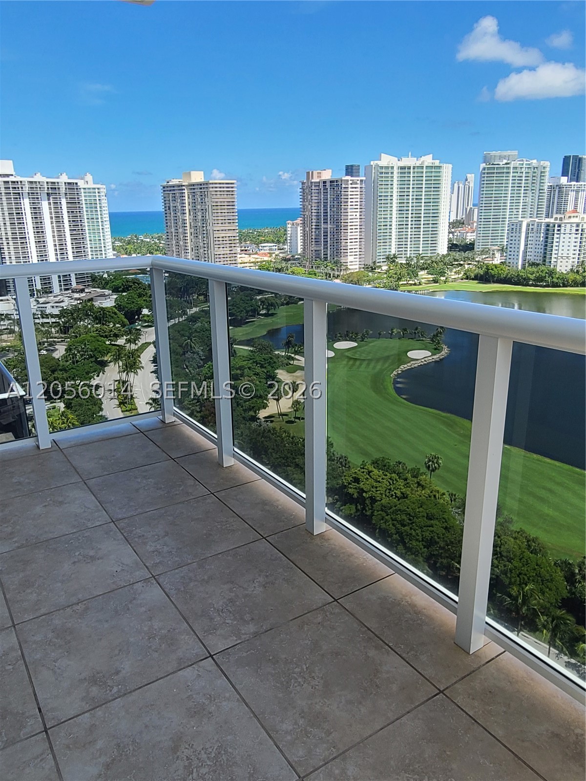 Aventura photo 4