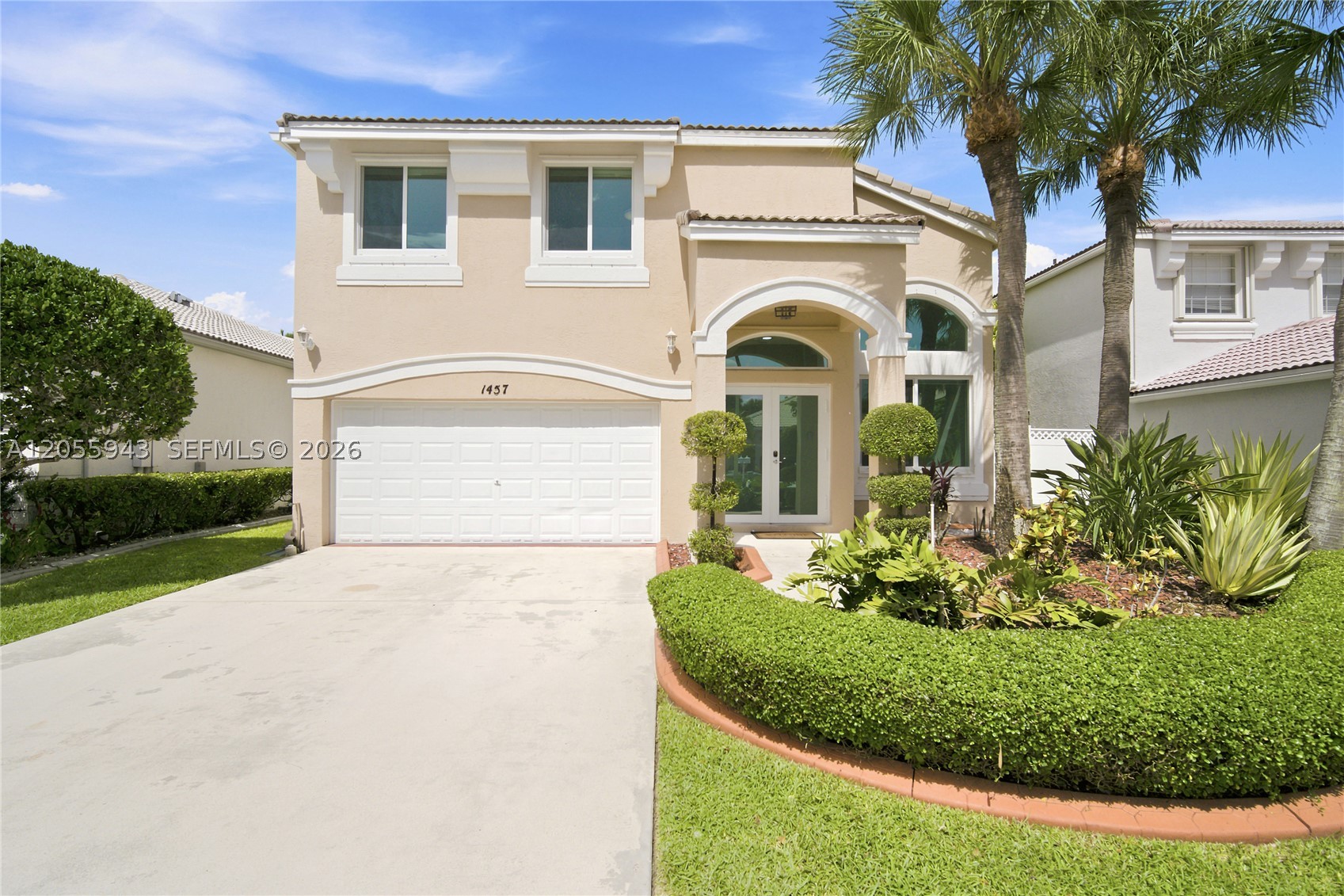 Pembroke Pines photo 1