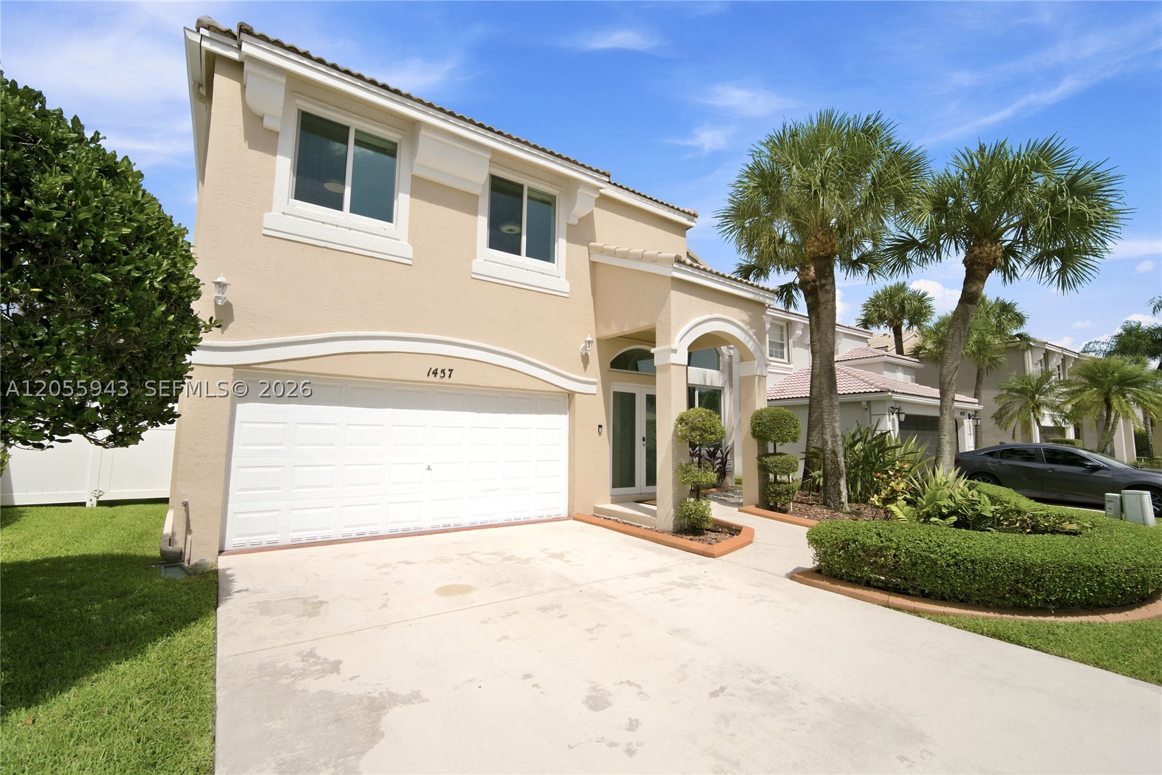 Pembroke Pines photo 2