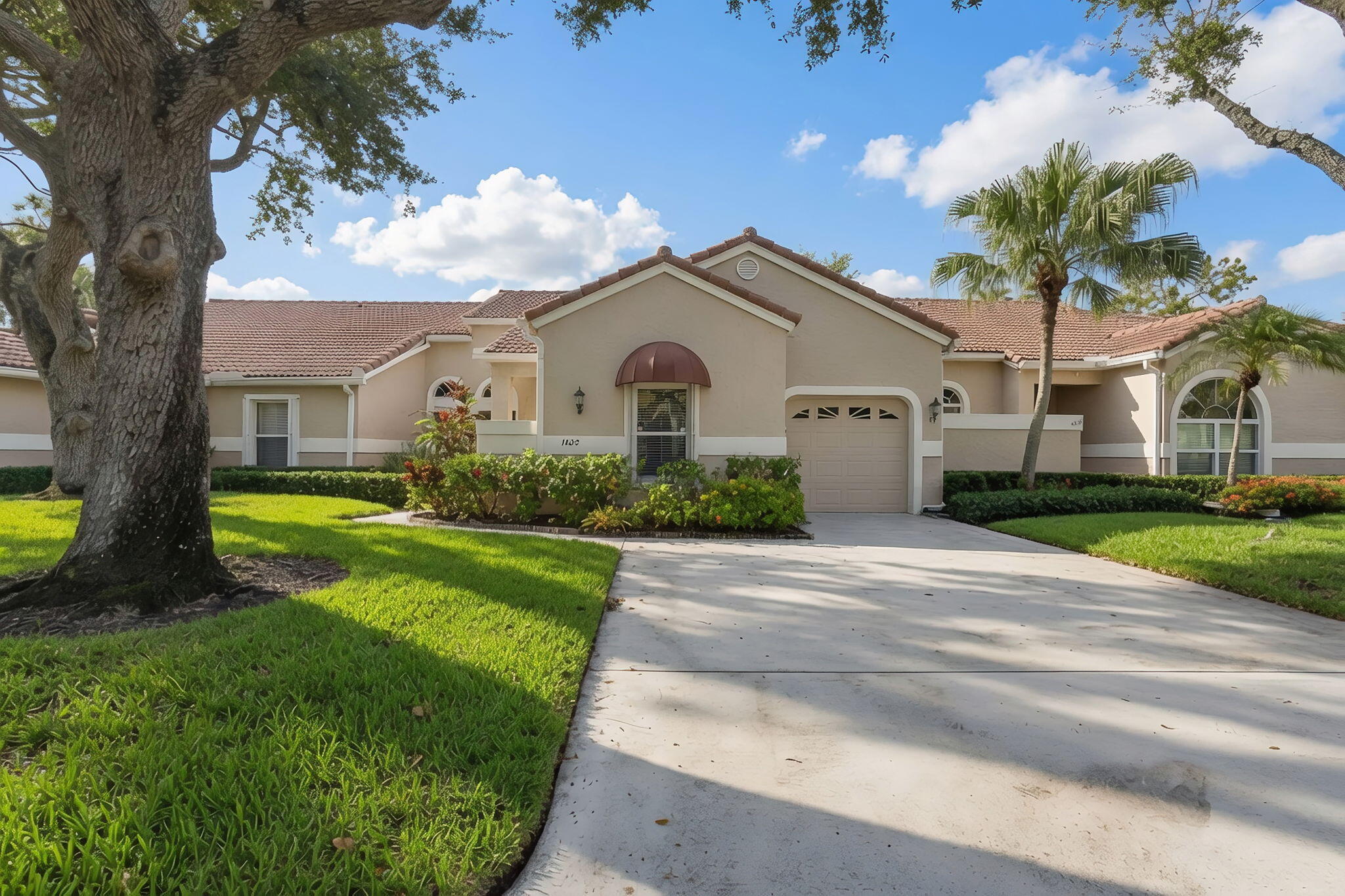 Palm Beach Gardens photo 1