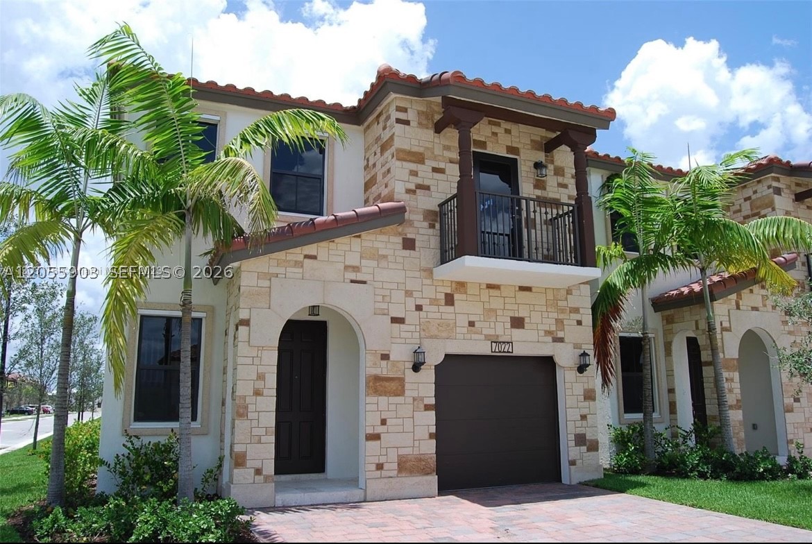 Doral photo 2