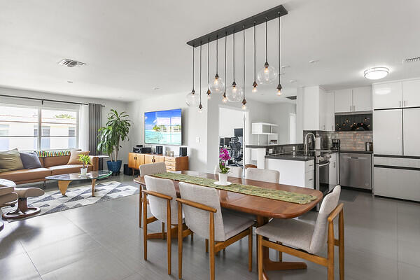 Wilton Manors photo 2
