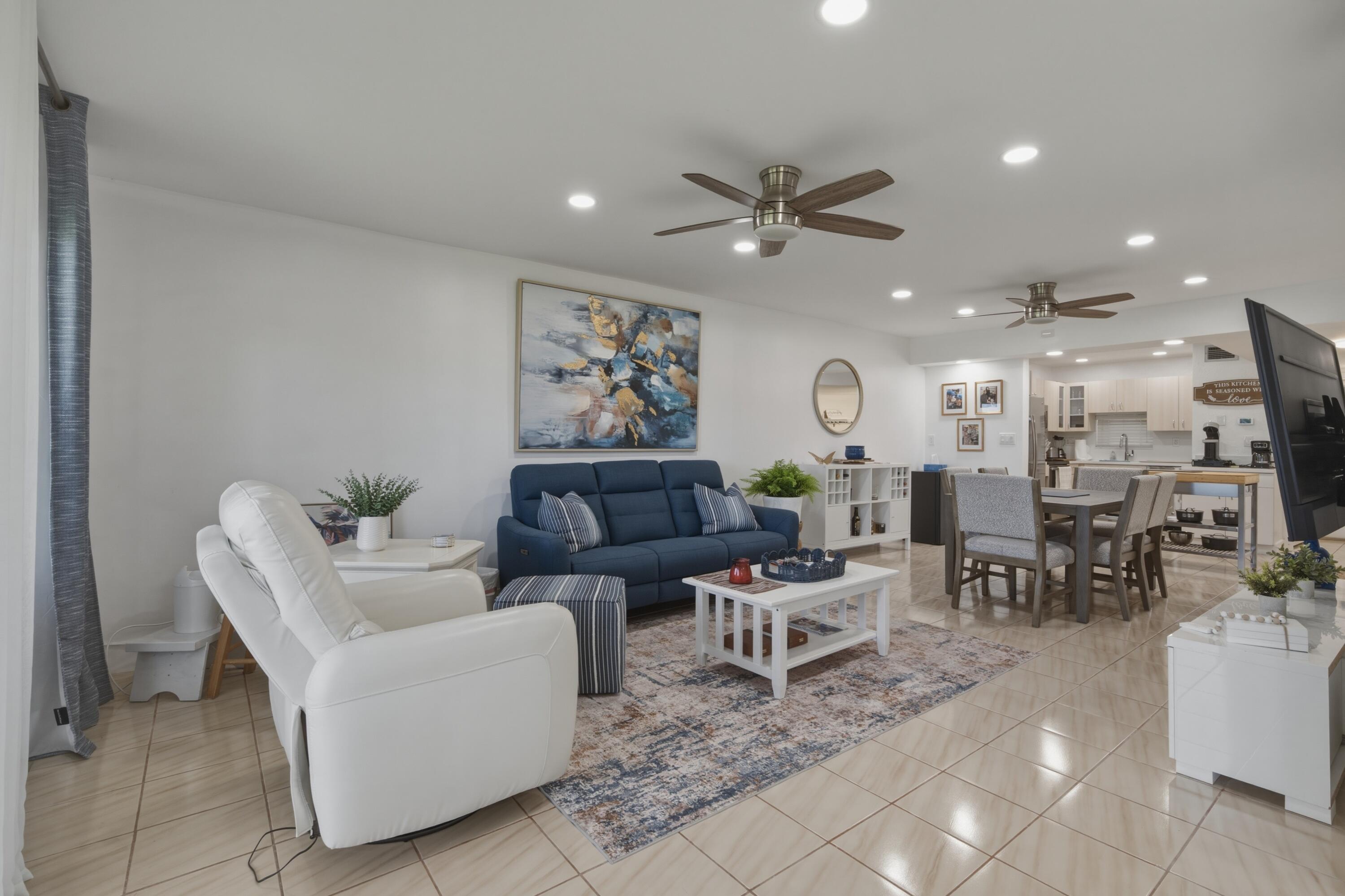 Pembroke Pines photo 4