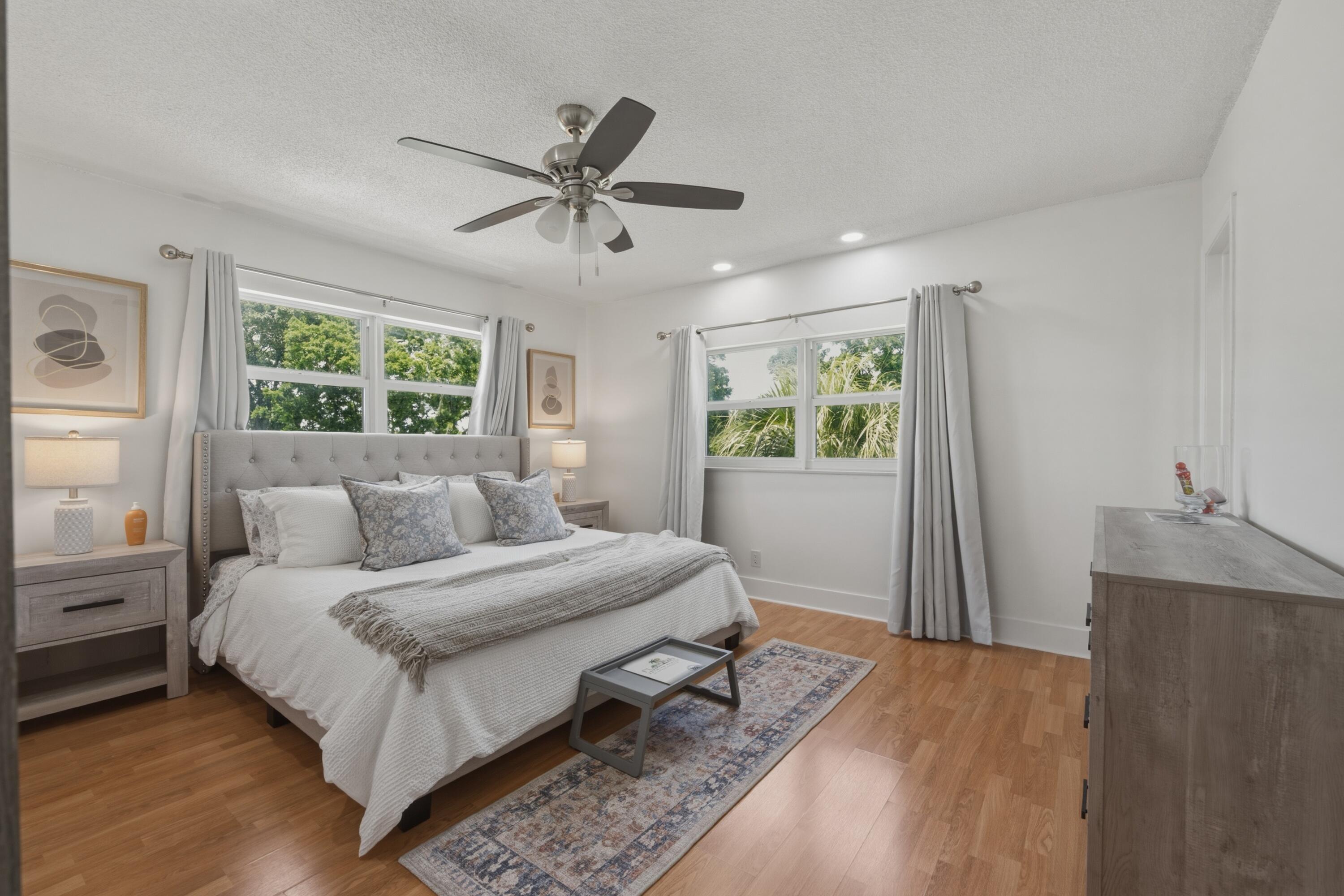 Pembroke Pines photo 5
