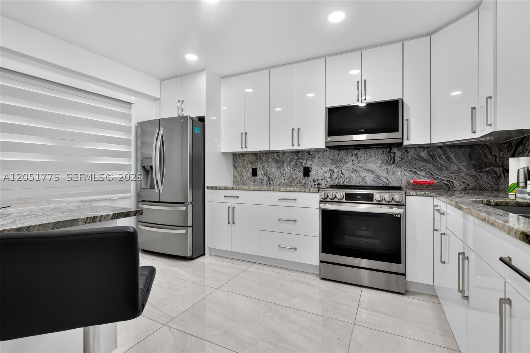 Pembroke Pines photo 2