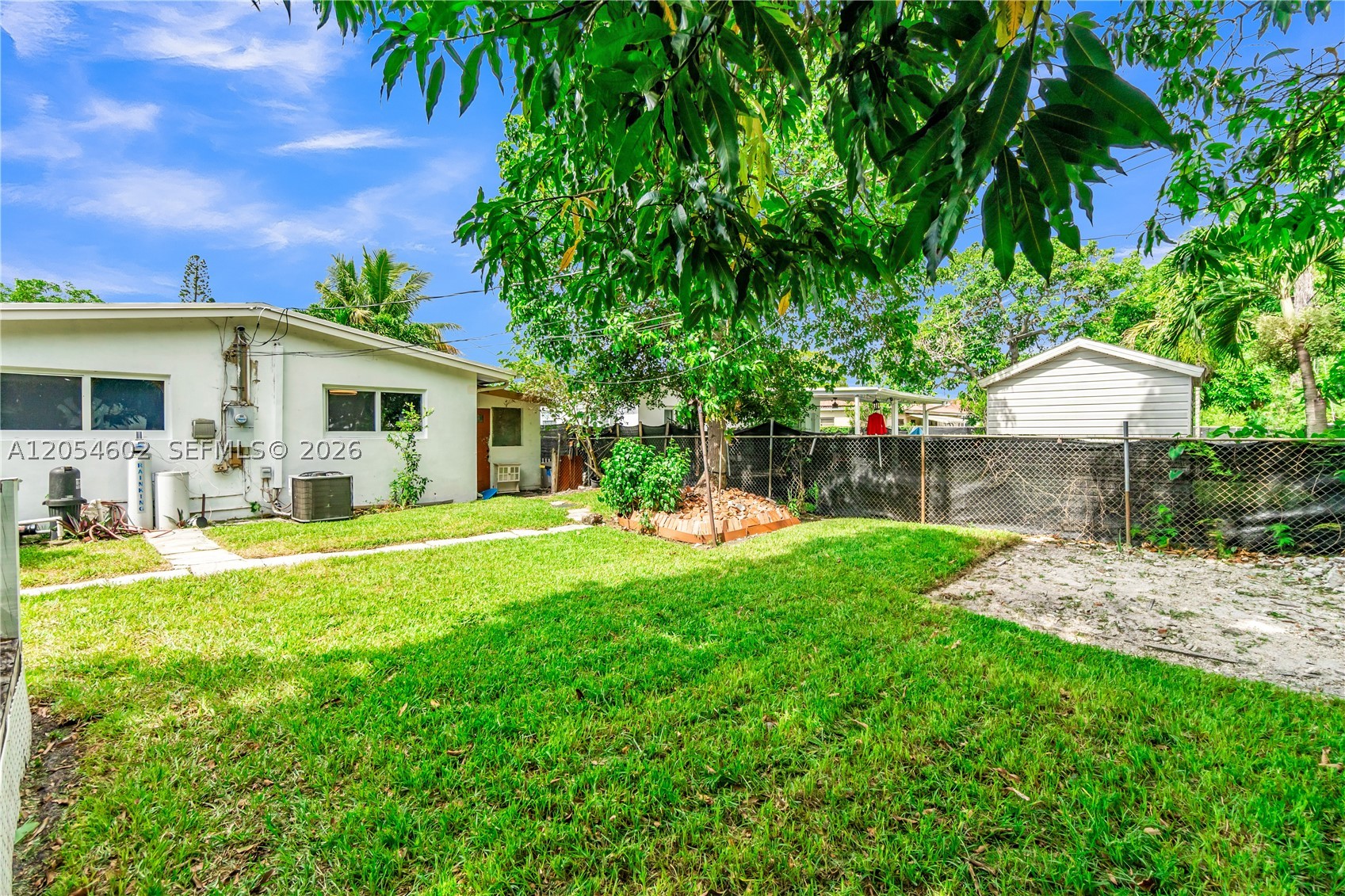 North Miami photo 4
