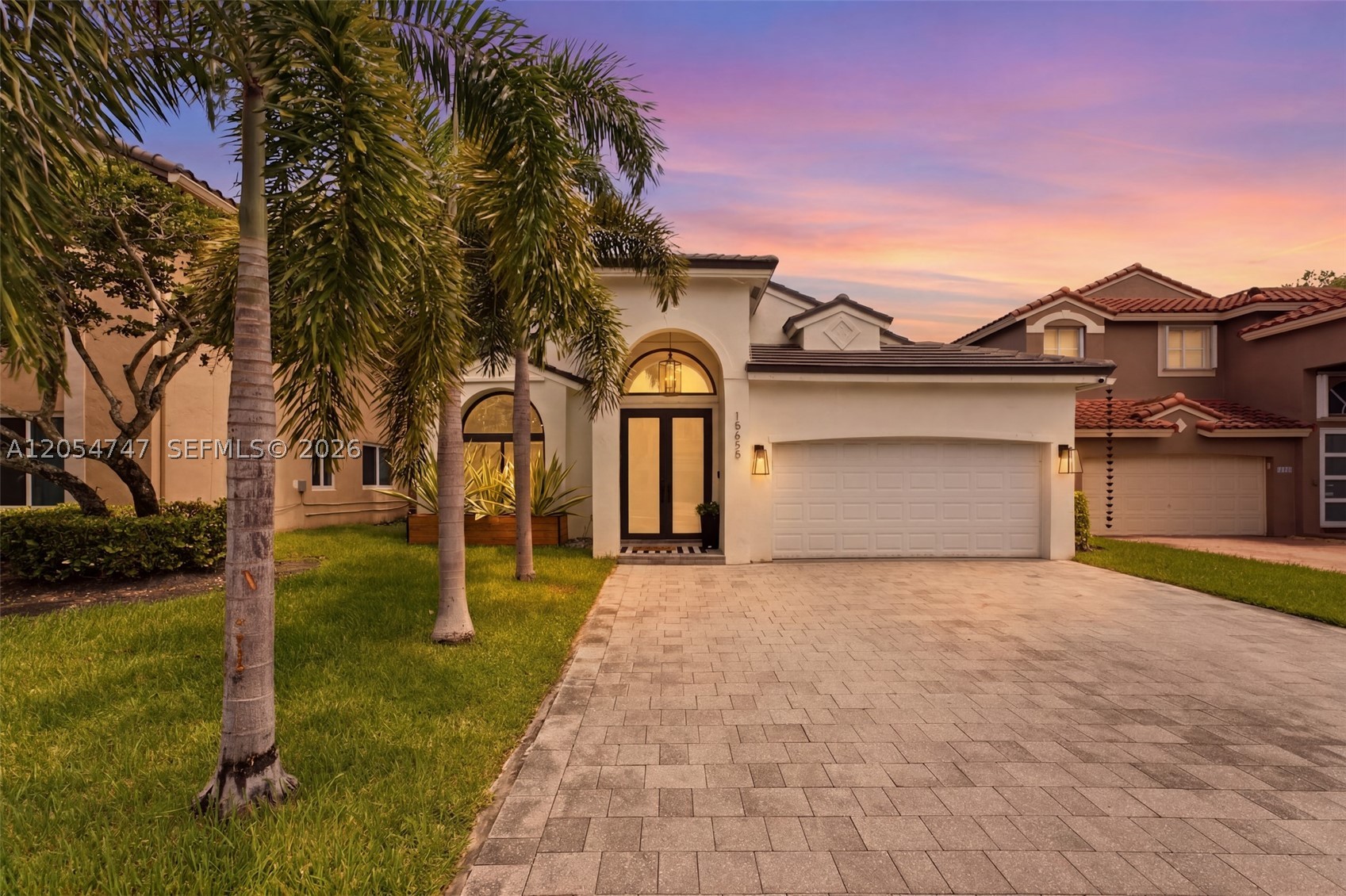 Pembroke Pines photo 1