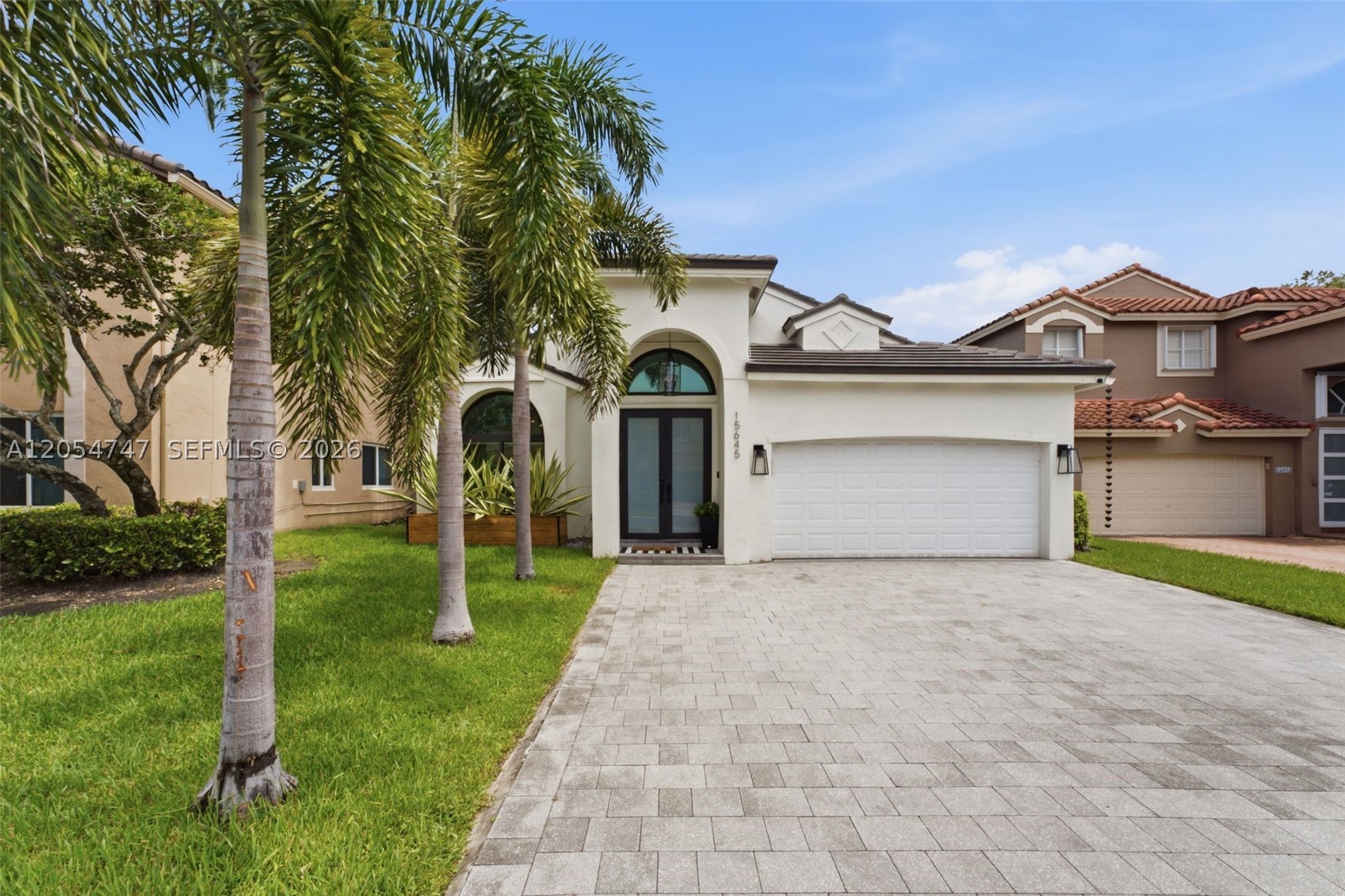 Pembroke Pines photo 2