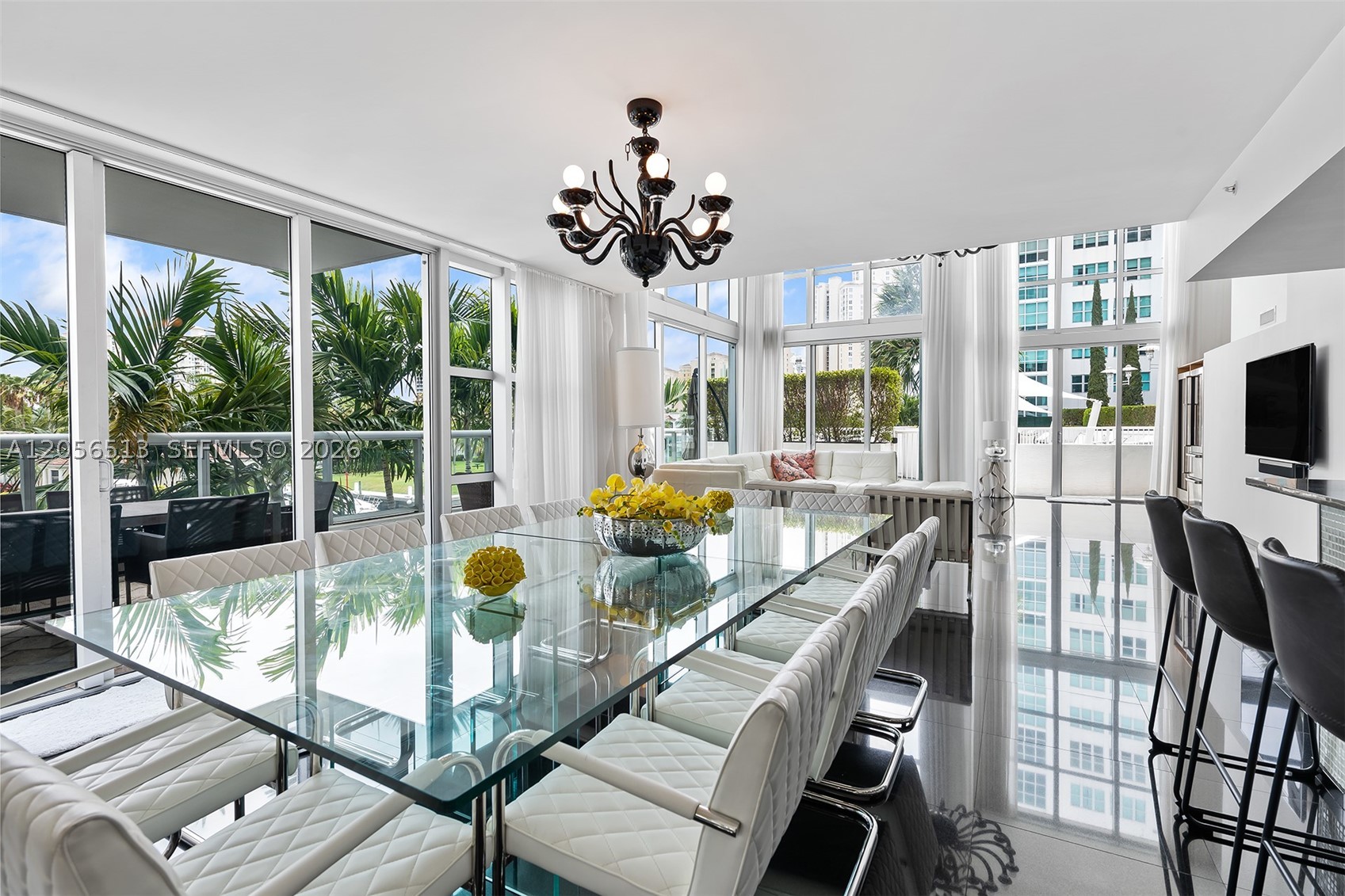 Aventura photo 4