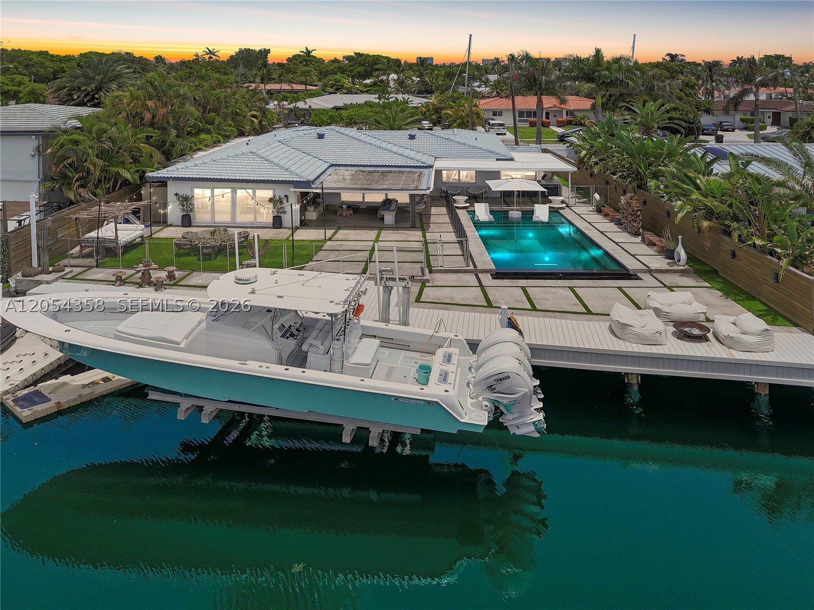 North Miami photo 1