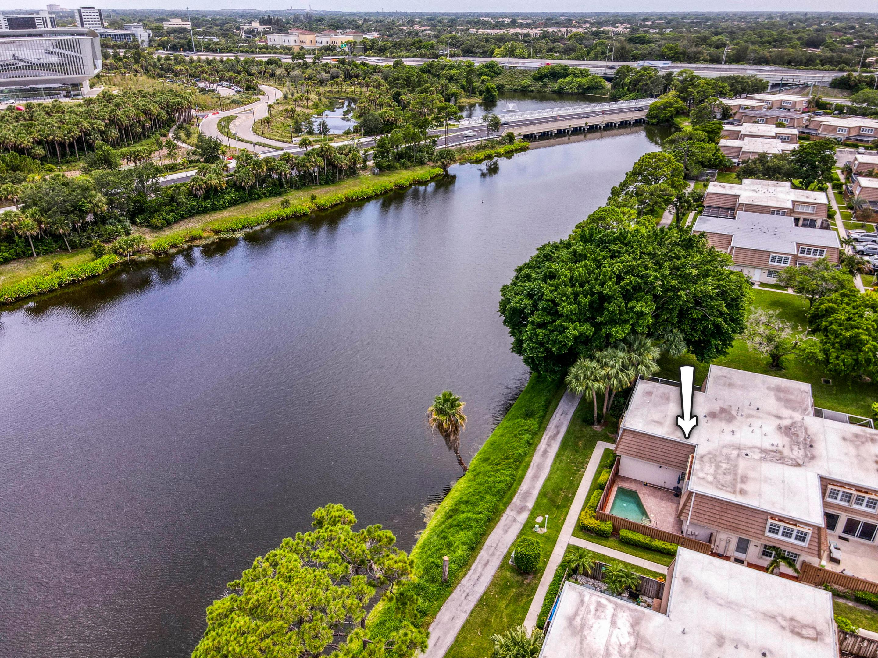 Palm Beach Gardens photo 1