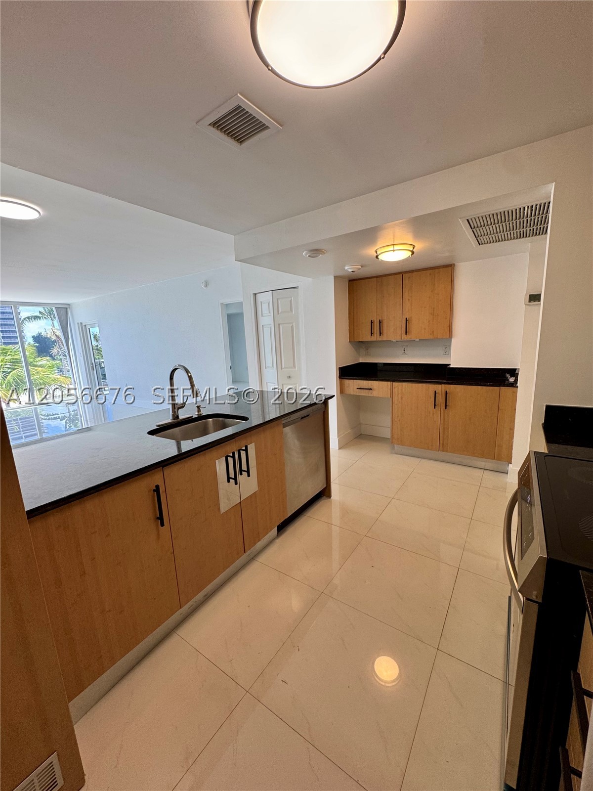 Bal Harbour photo 3