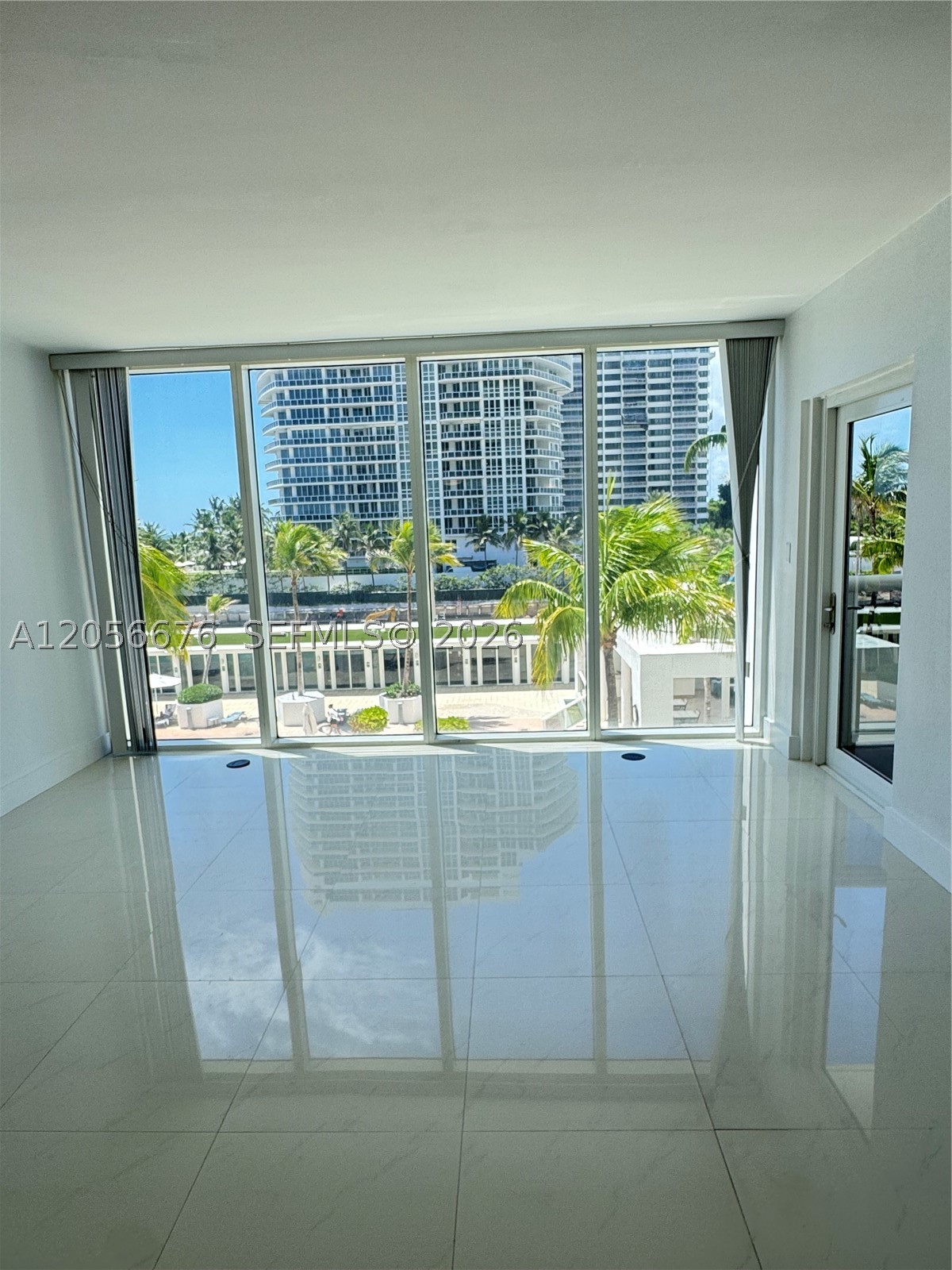 Bal Harbour photo 4
