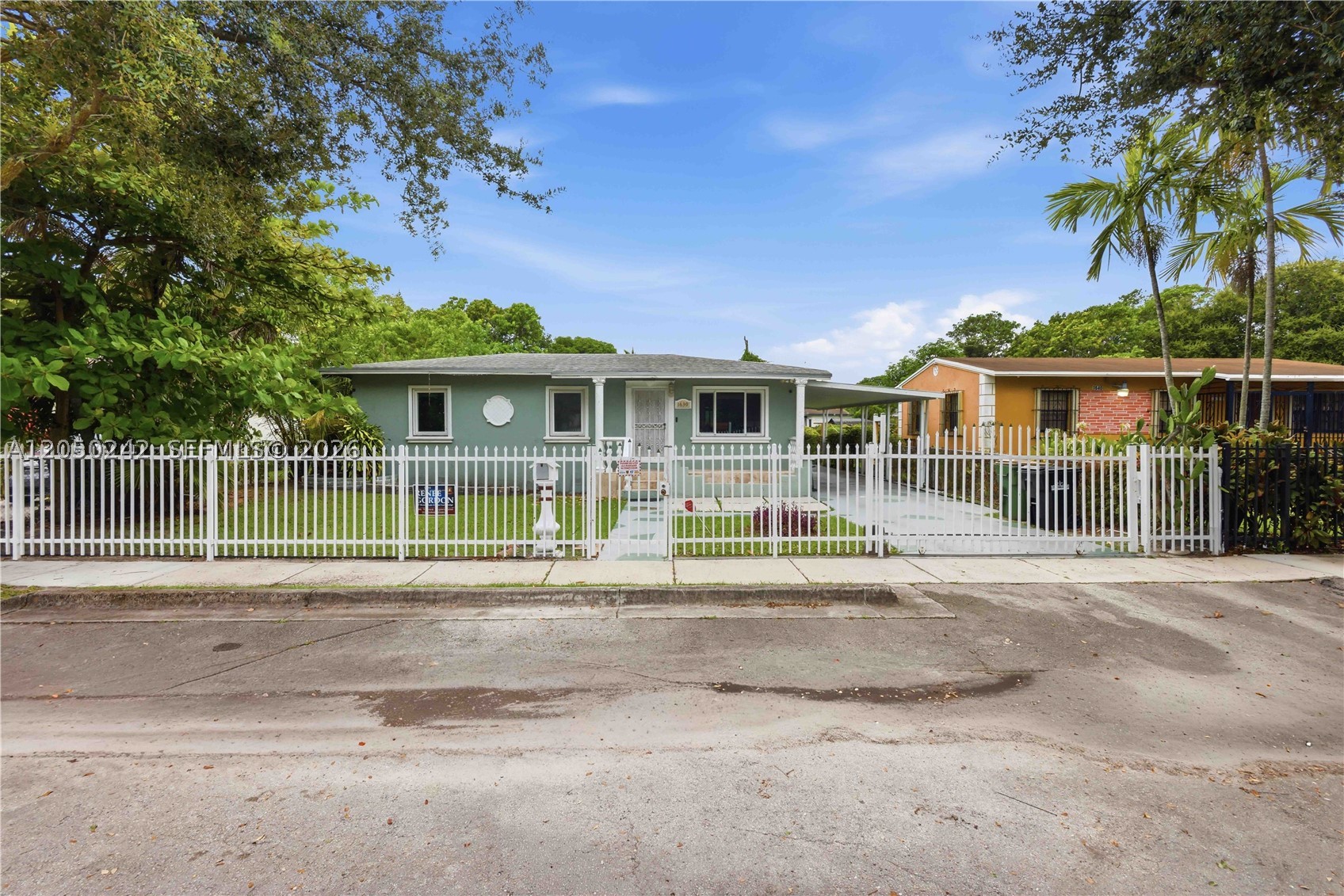 North Miami photo 2