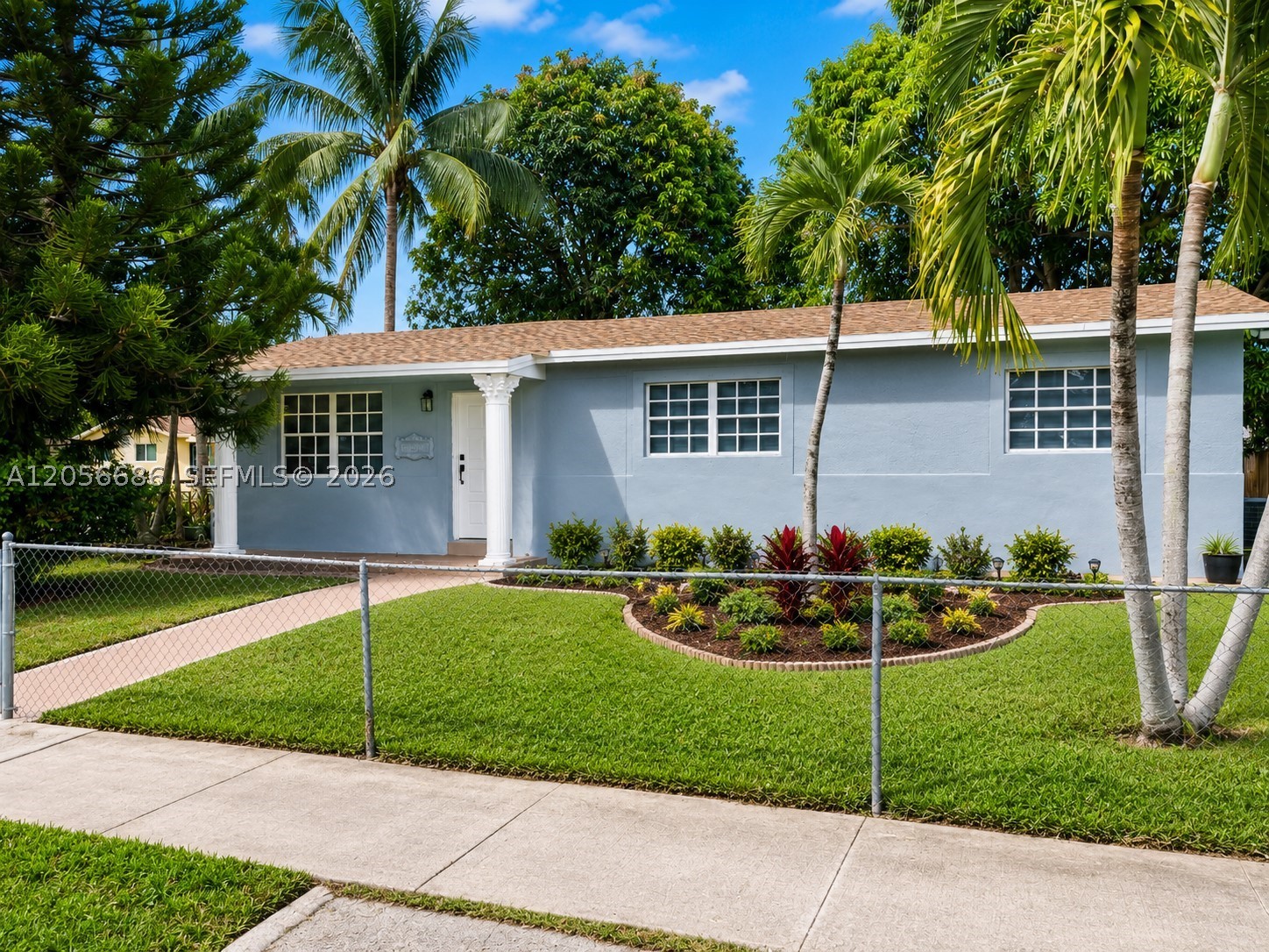 Miami Gardens photo 1