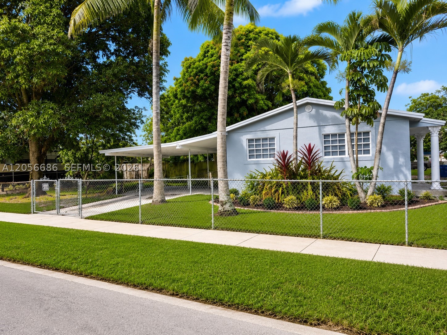 Miami Gardens photo 2