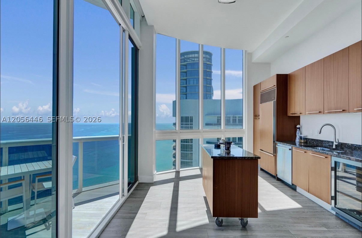 Sunny Isles Beach photo 4