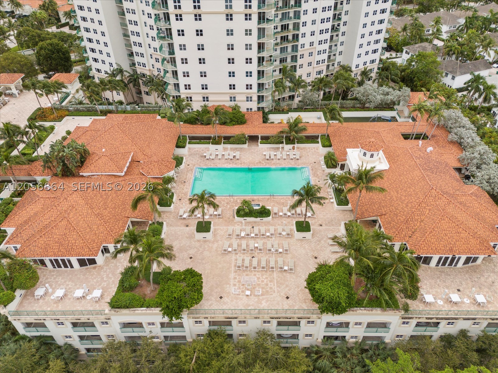 Aventura photo 2