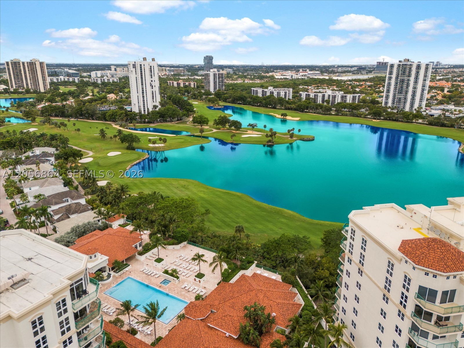 Aventura photo 3
