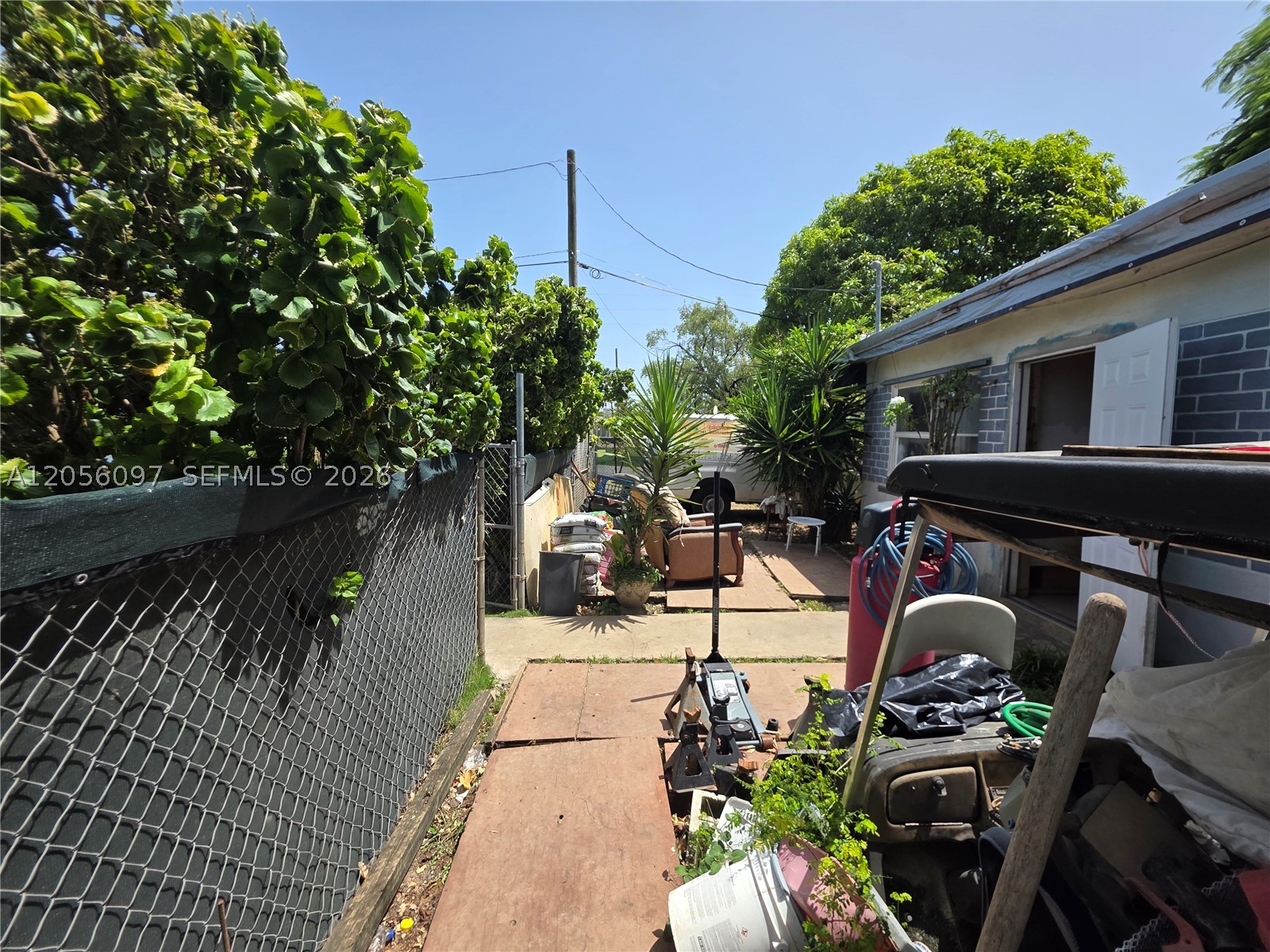 Homestead photo 3