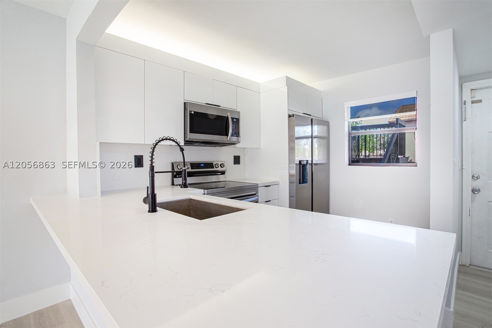 Pembroke Pines photo 1