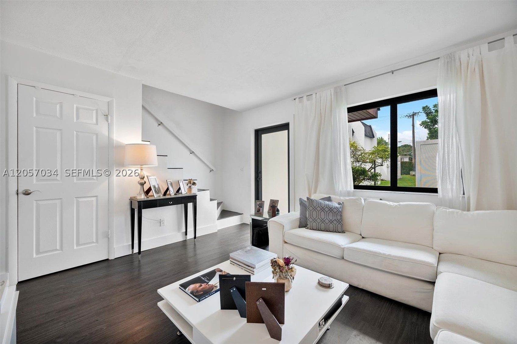South Miami photo 4