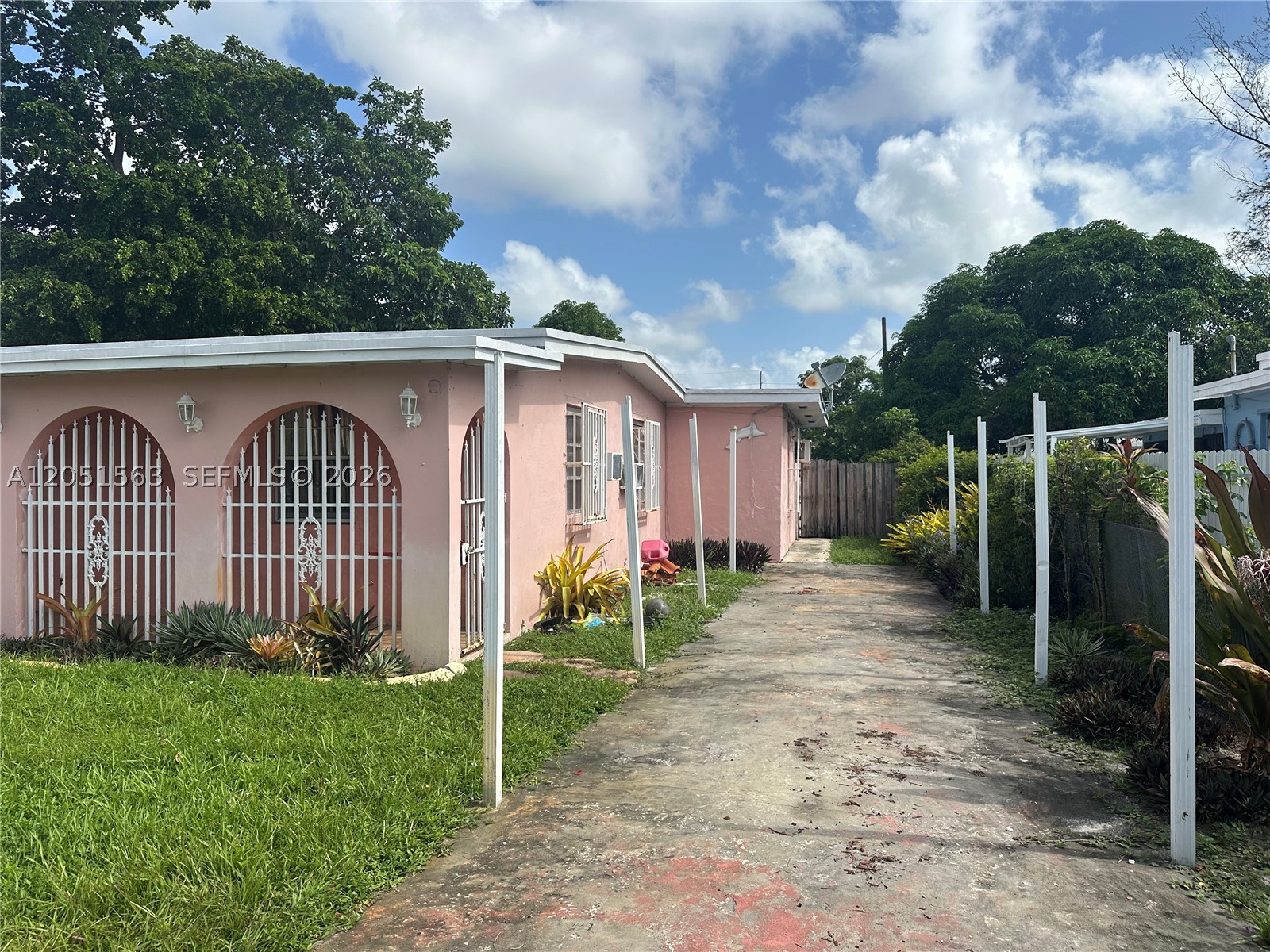 North Miami photo 3