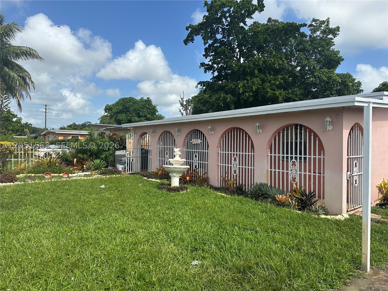North Miami photo 4