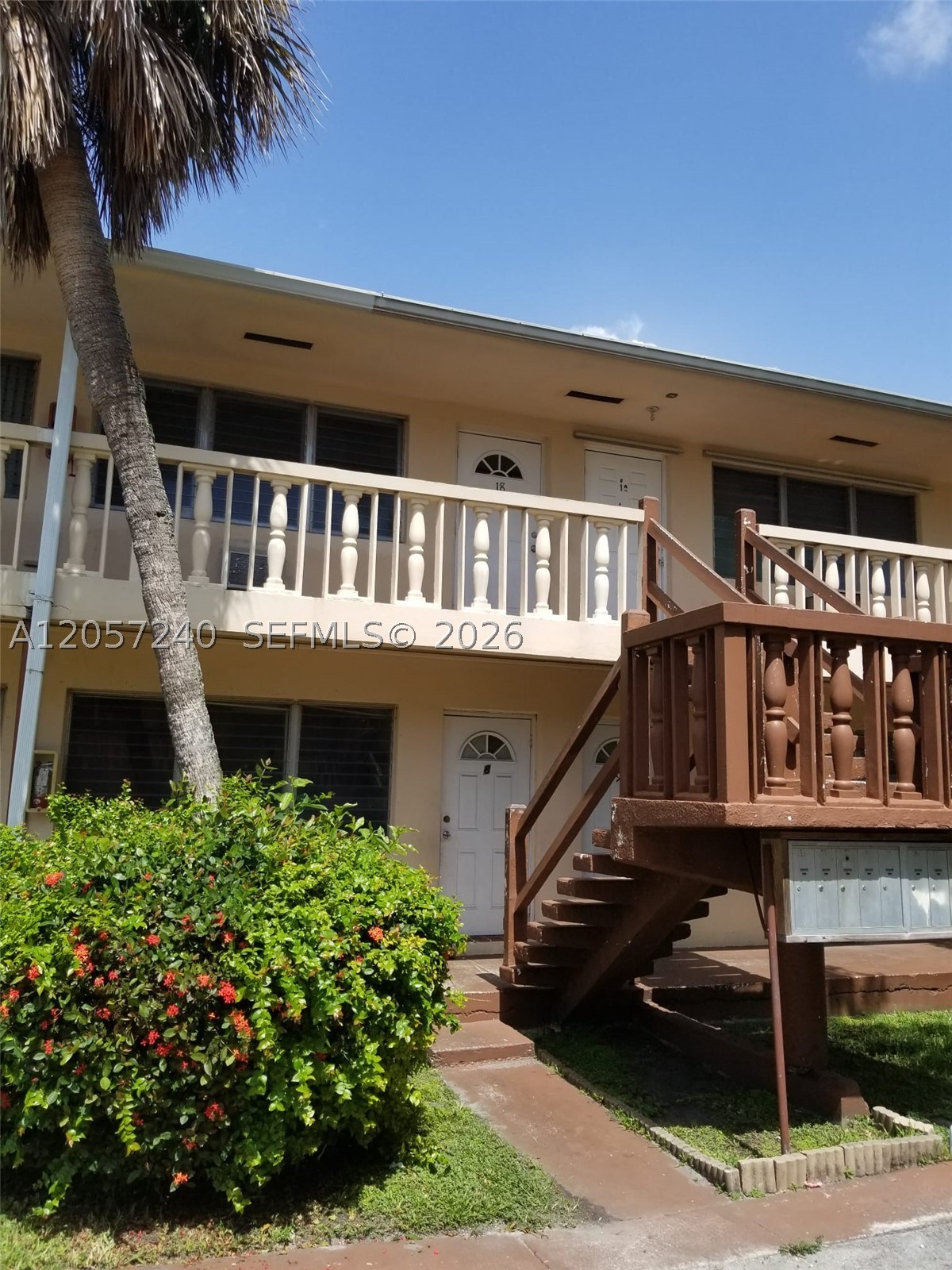 Hallandale Beach photo 3