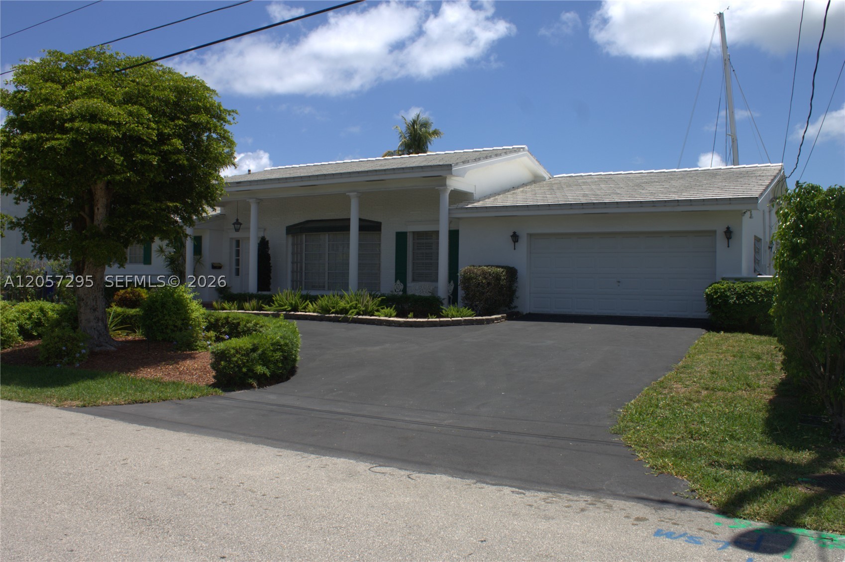 North Miami Beach photo 3