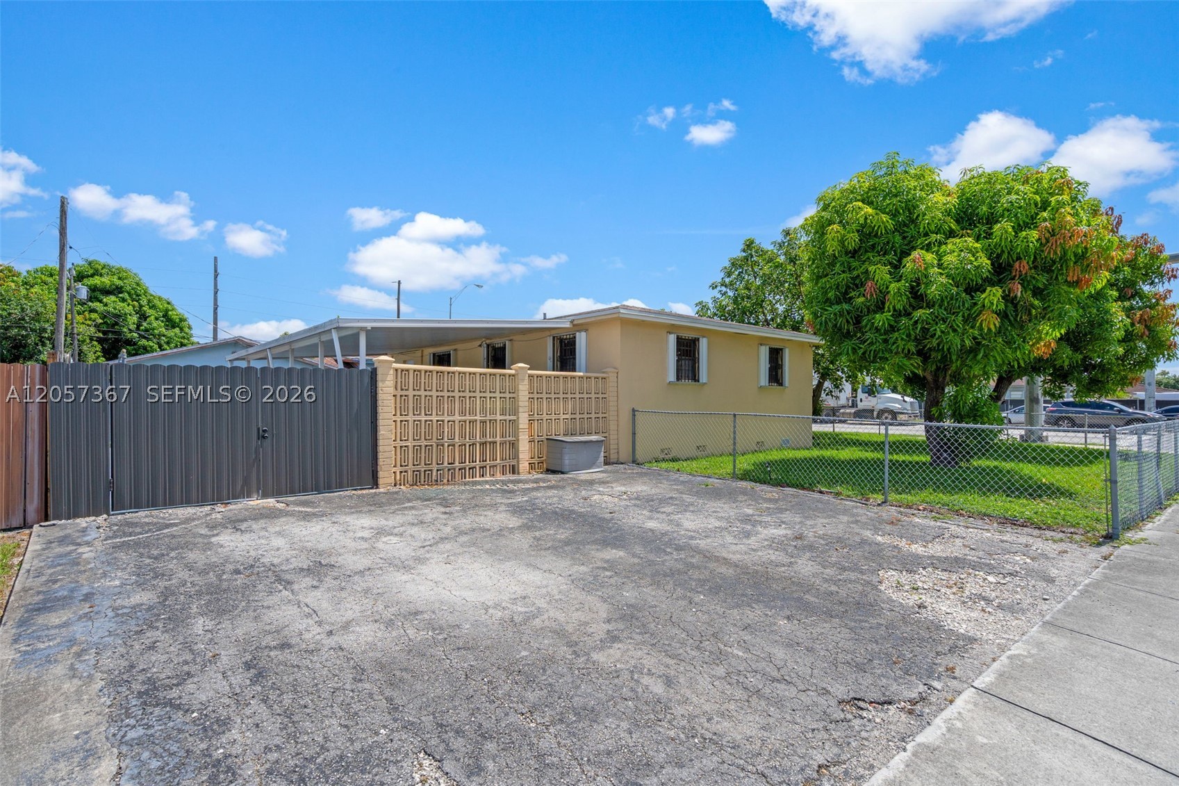 Hialeah photo 5
