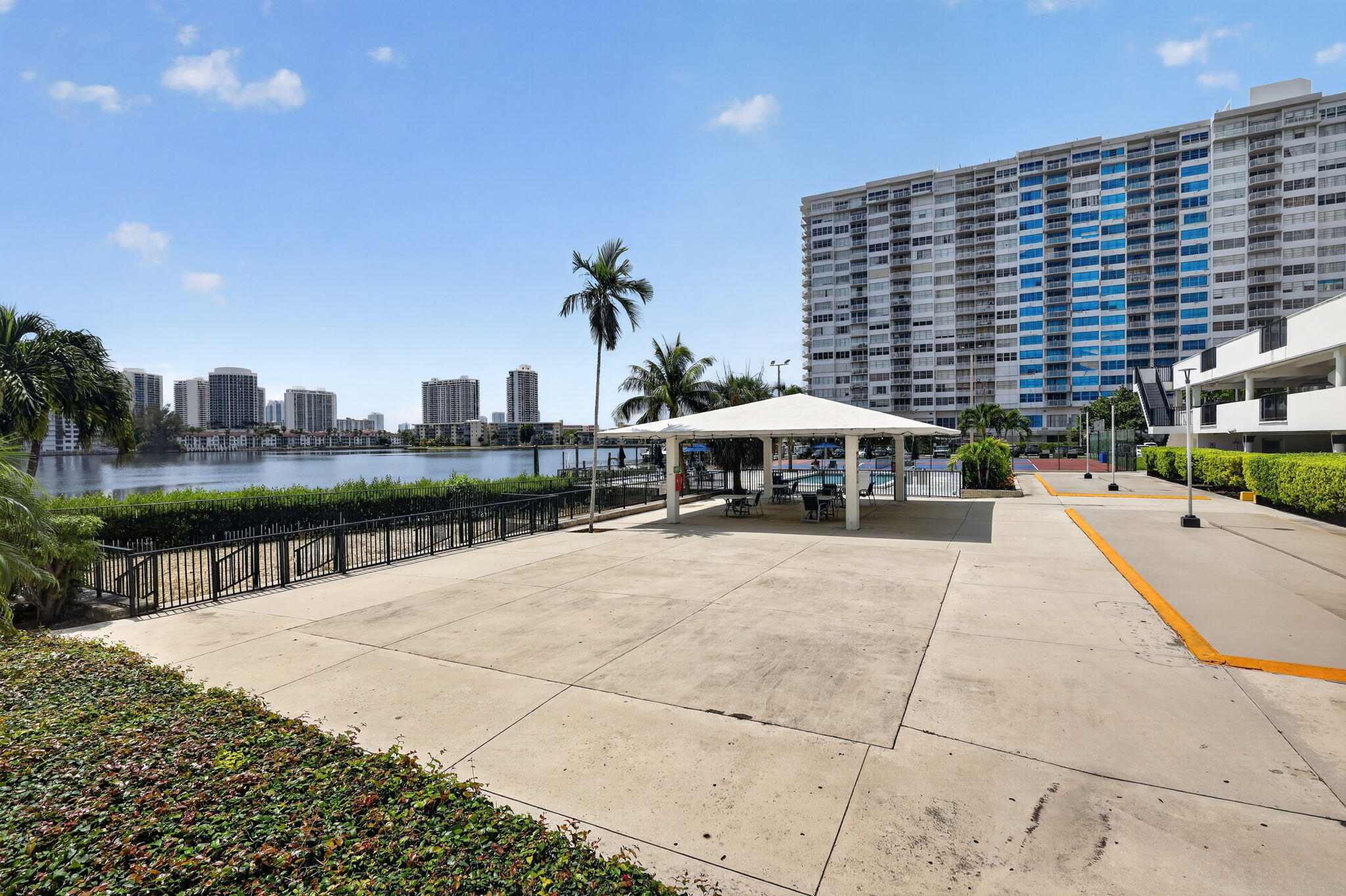 Aventura photo 5