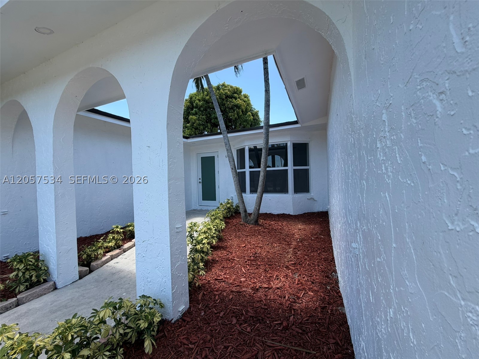 Pembroke Pines photo 4
