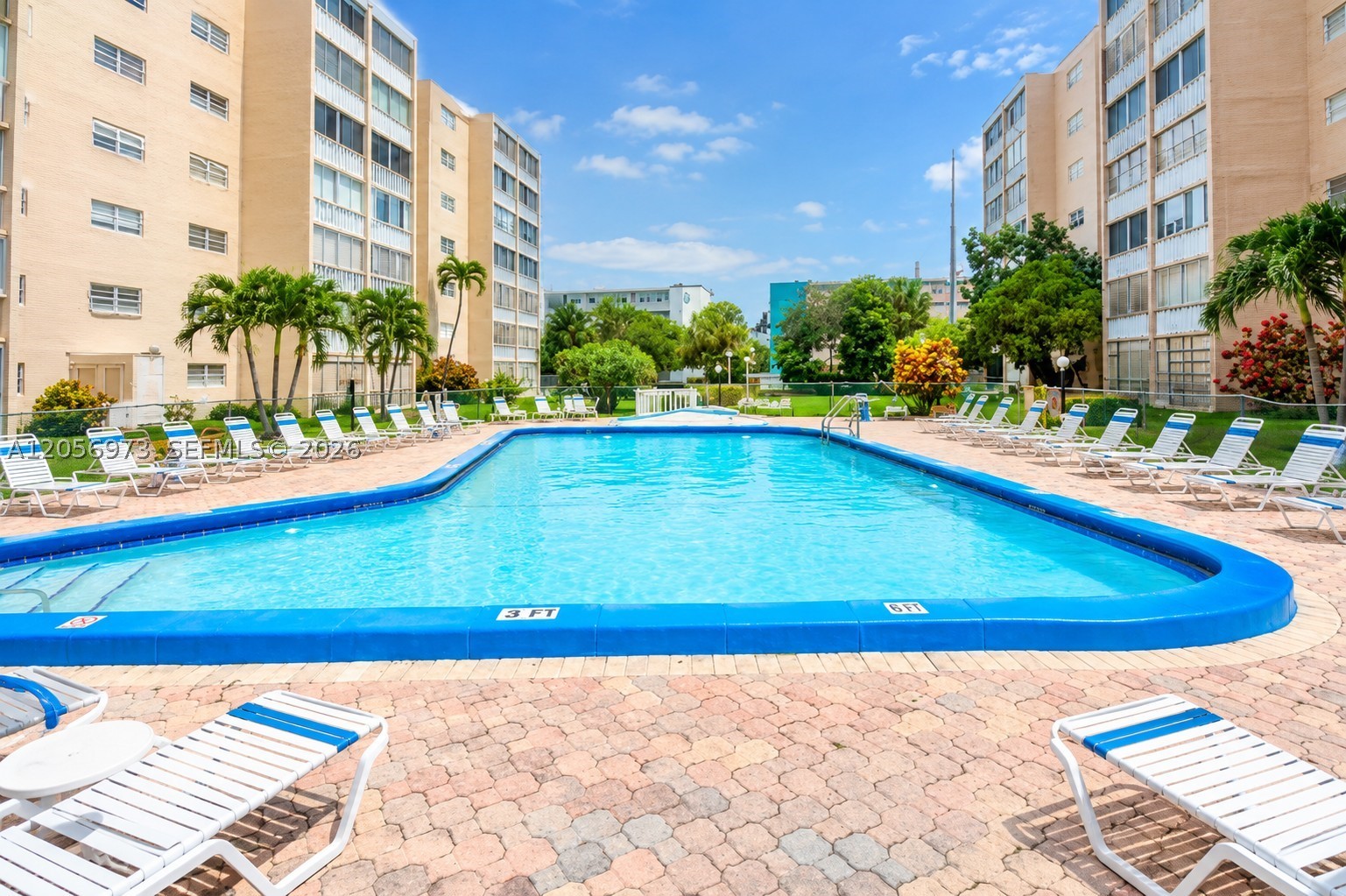 Hallandale Beach photo 1