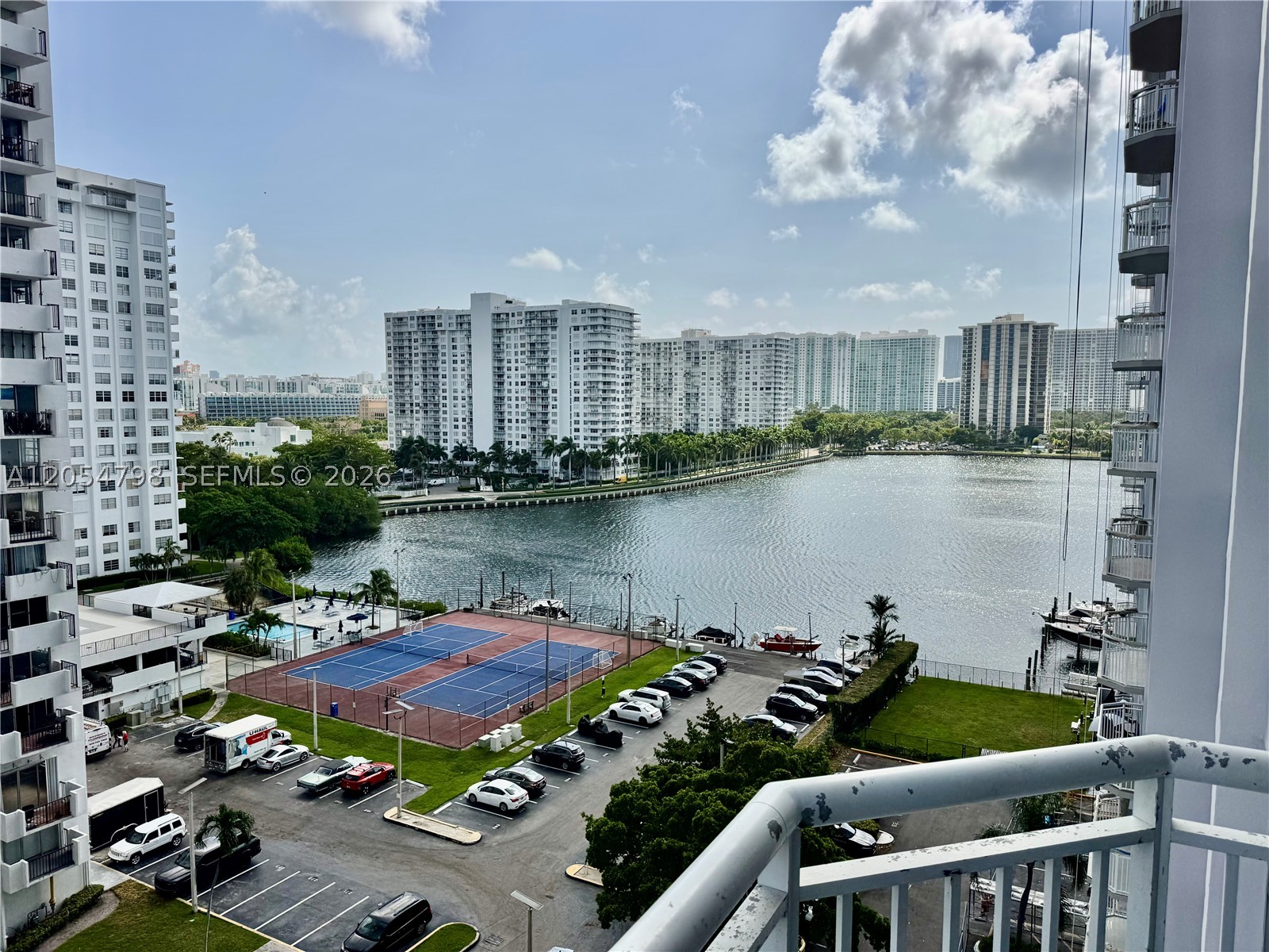 Aventura photo 1