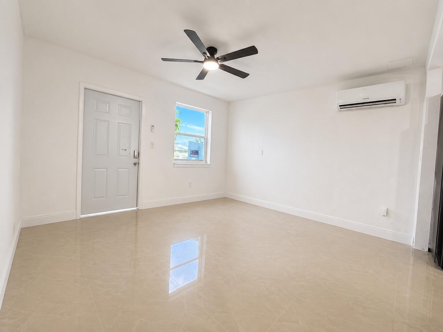 Pompano Beach photo 2