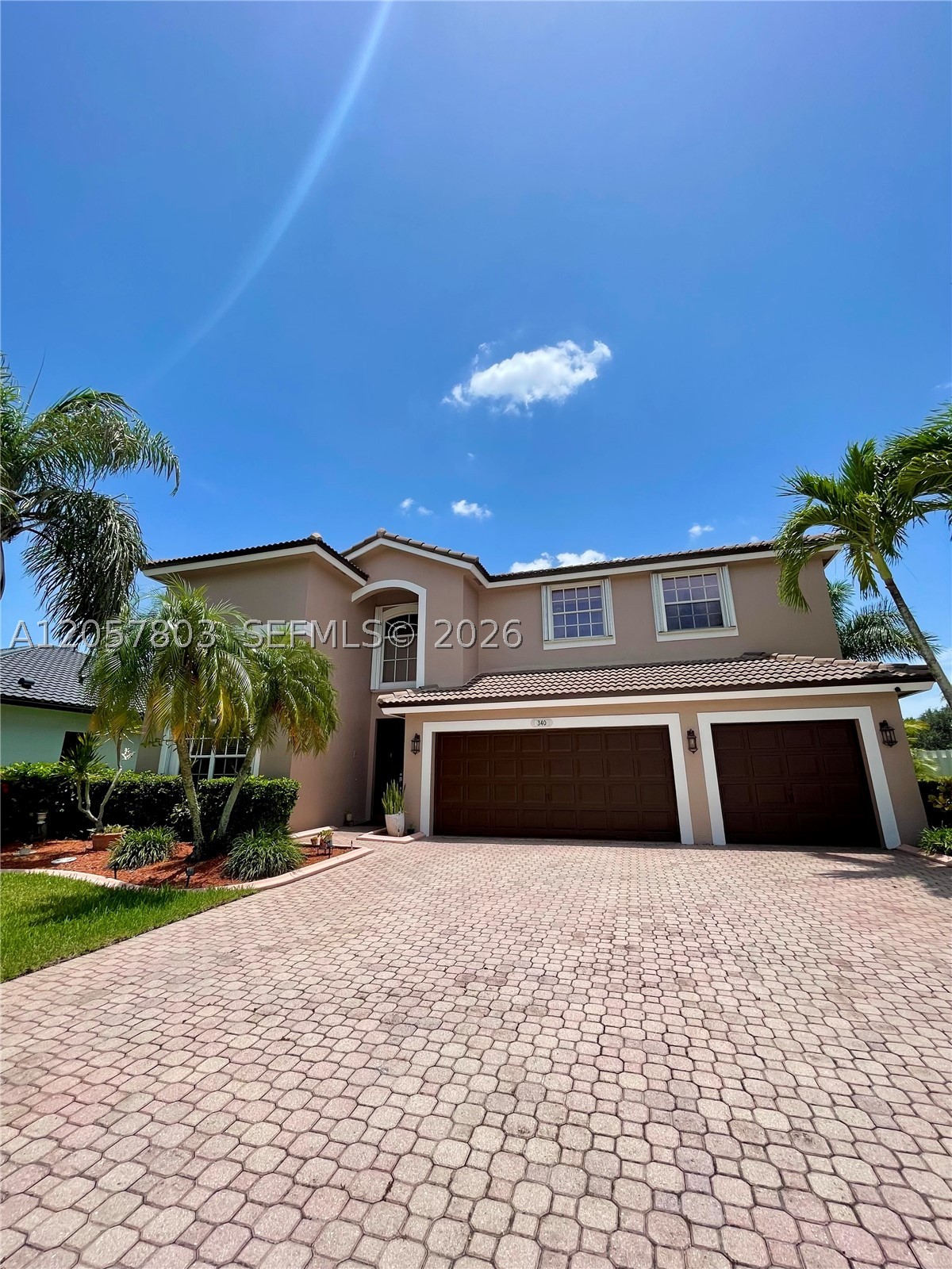 Pembroke Pines photo 2