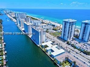 Hollywood photo 4