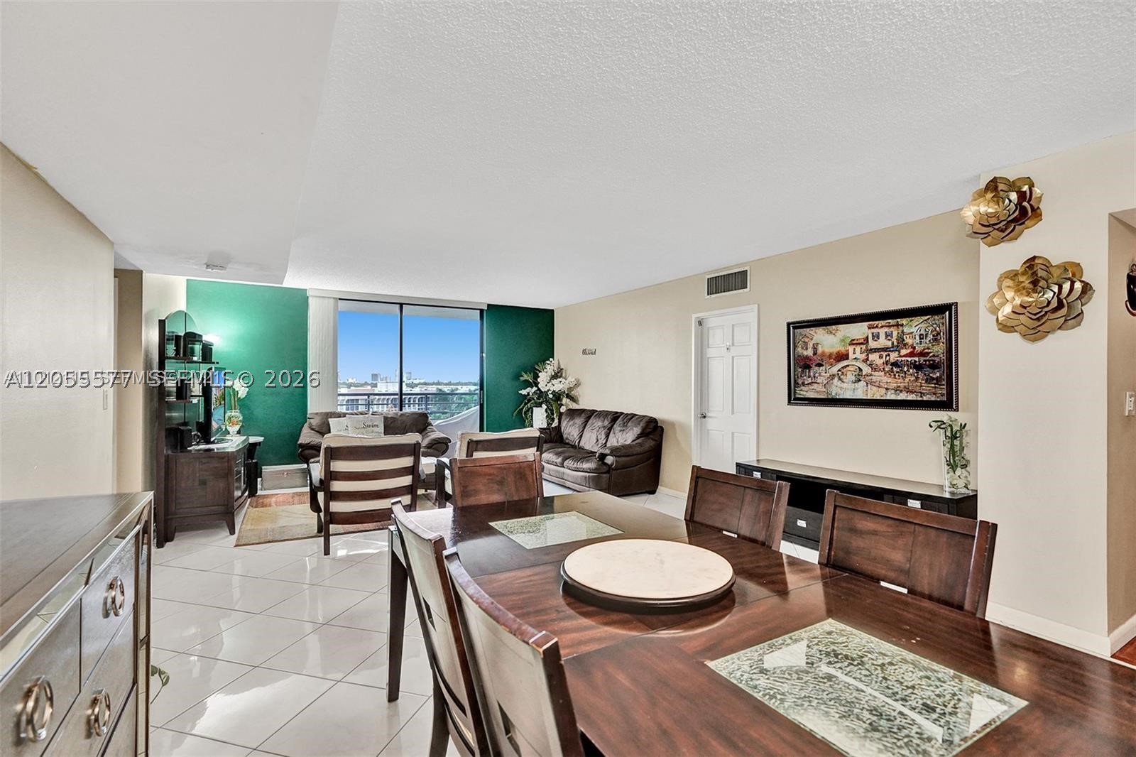 Hallandale Beach photo 3