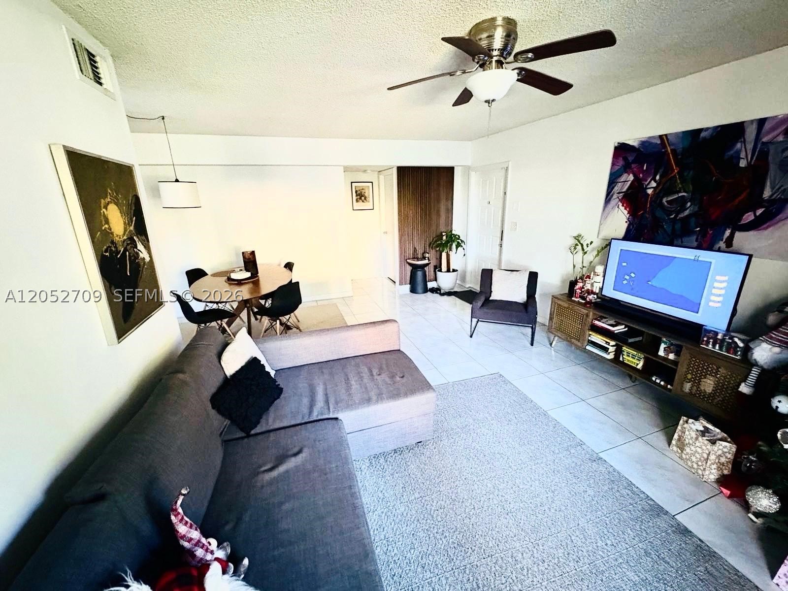 Pembroke Pines photo 2