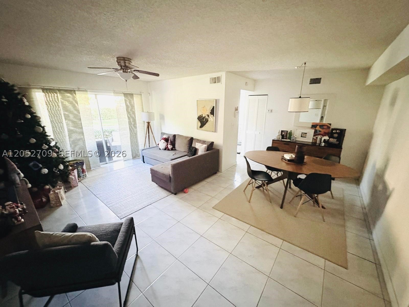 Pembroke Pines photo 5
