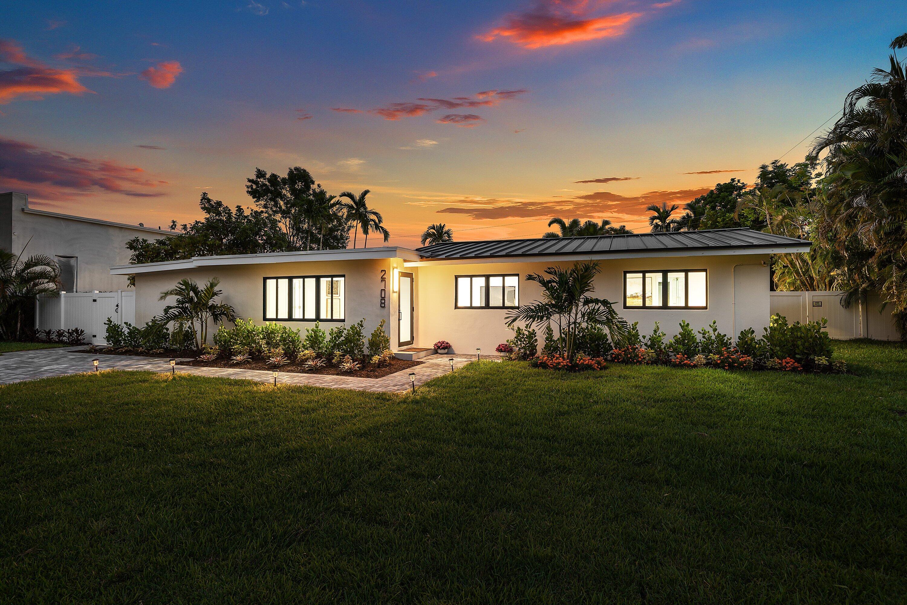 Wilton Manors photo 3