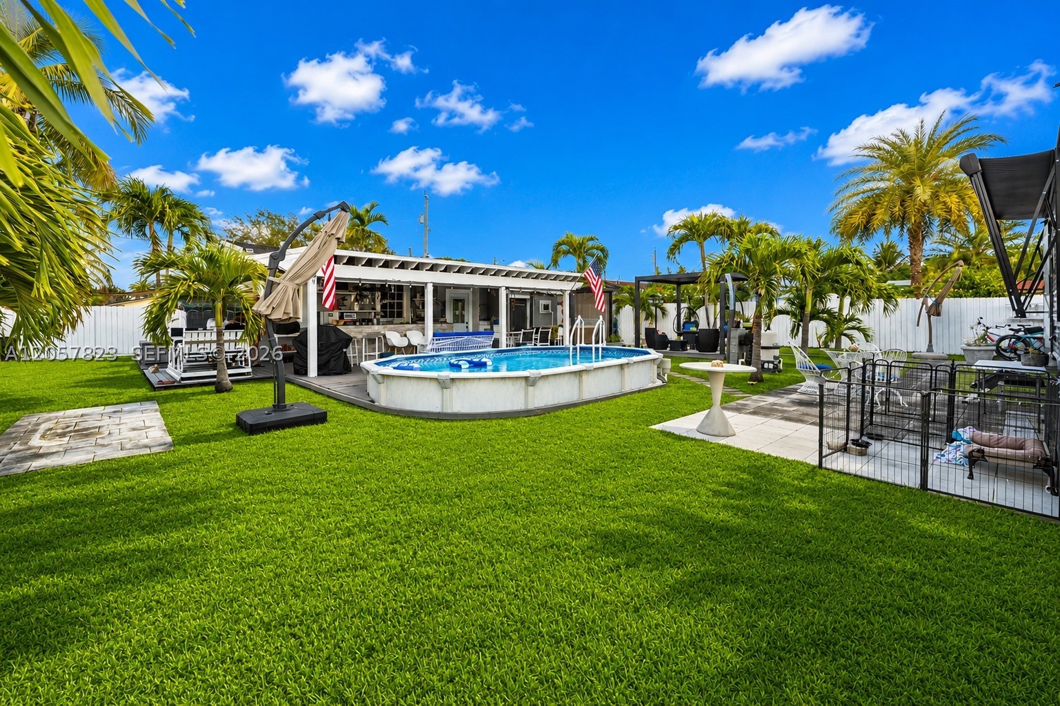 Hallandale Beach photo 4