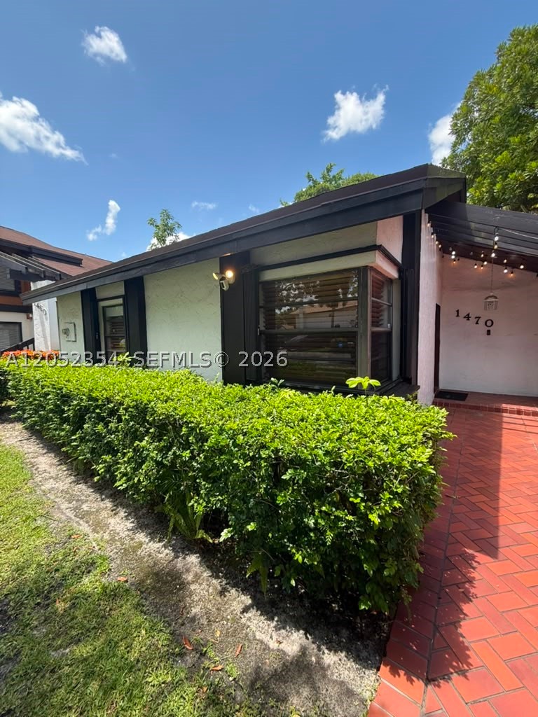 Pembroke Pines photo 5