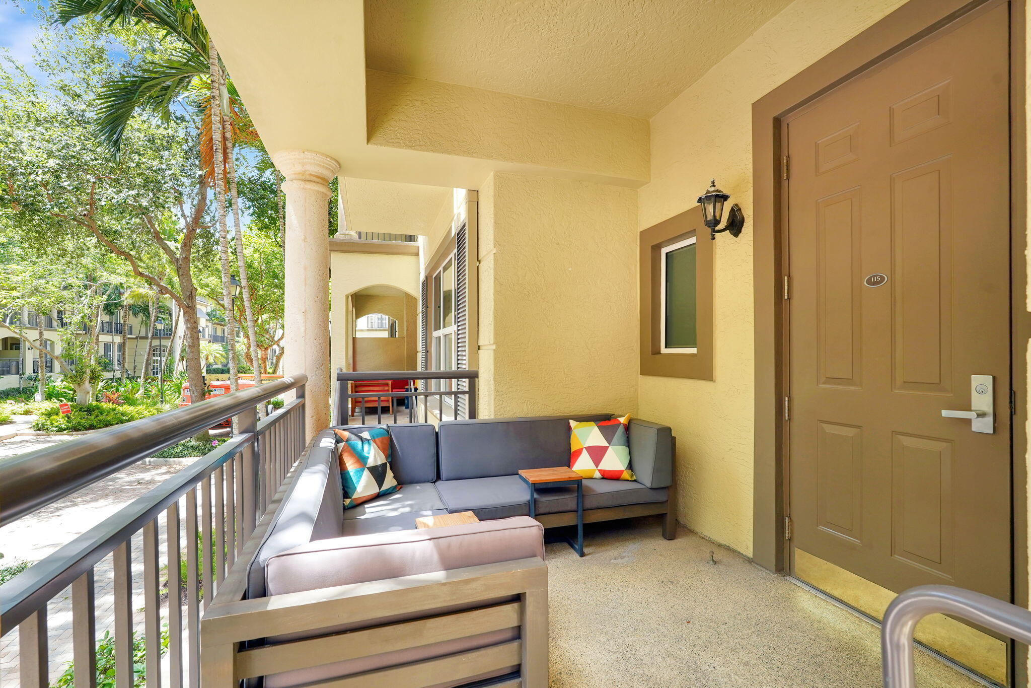 Wilton Manors photo 4